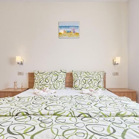 Holiday House Valnessa เมดูลิน ภายนอก รูปภาพ