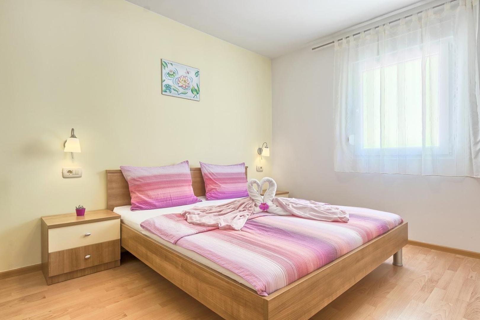 Holiday House Valnessa เมดูลิน ภายนอก รูปภาพ