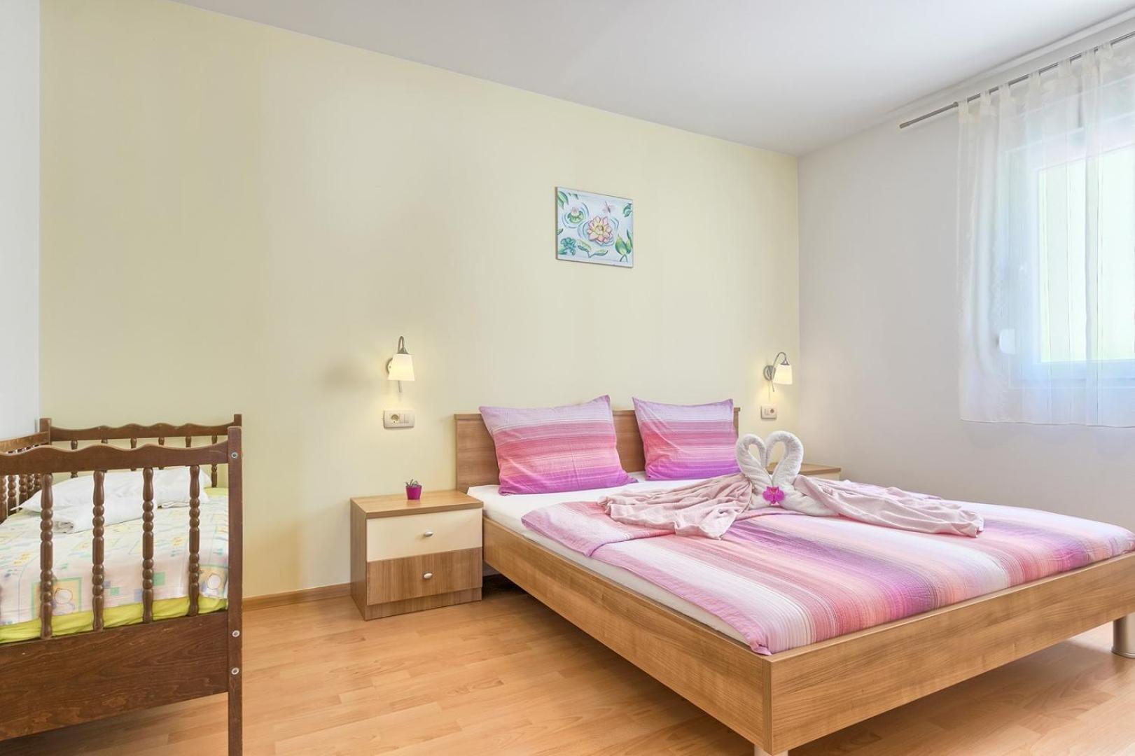 Holiday House Valnessa เมดูลิน ภายนอก รูปภาพ