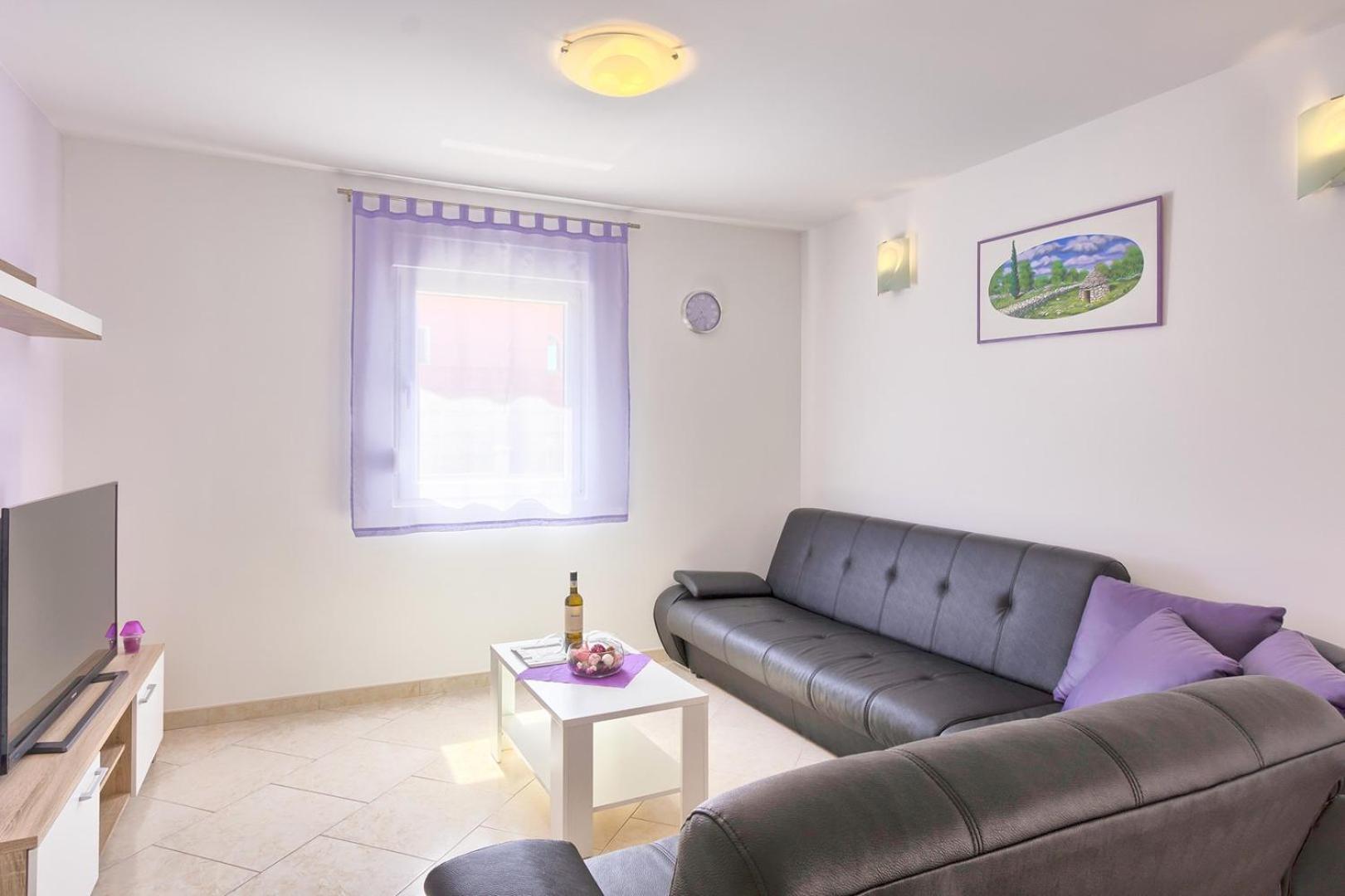 Holiday House Valnessa เมดูลิน ภายนอก รูปภาพ