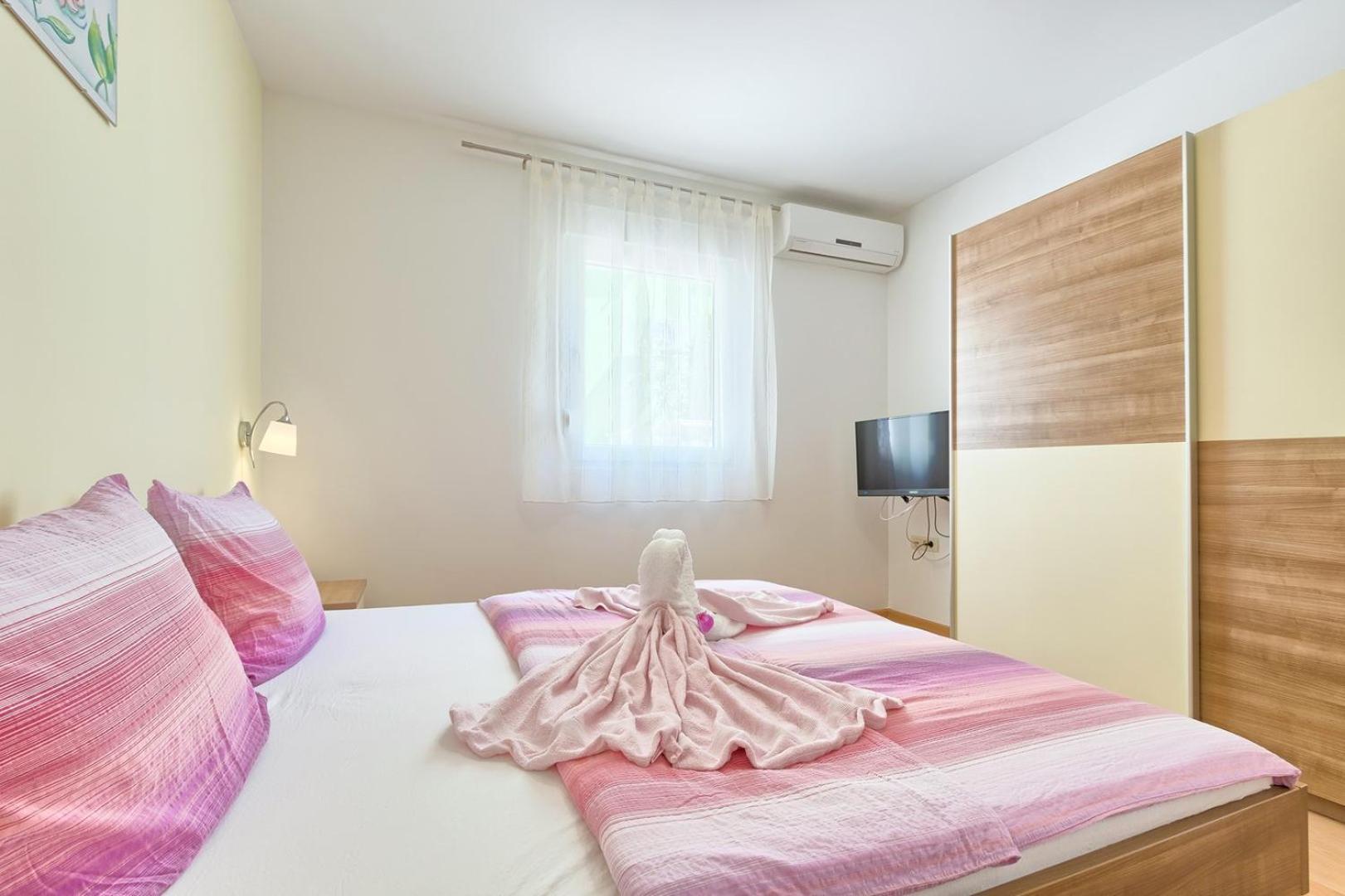Holiday House Valnessa เมดูลิน ภายนอก รูปภาพ